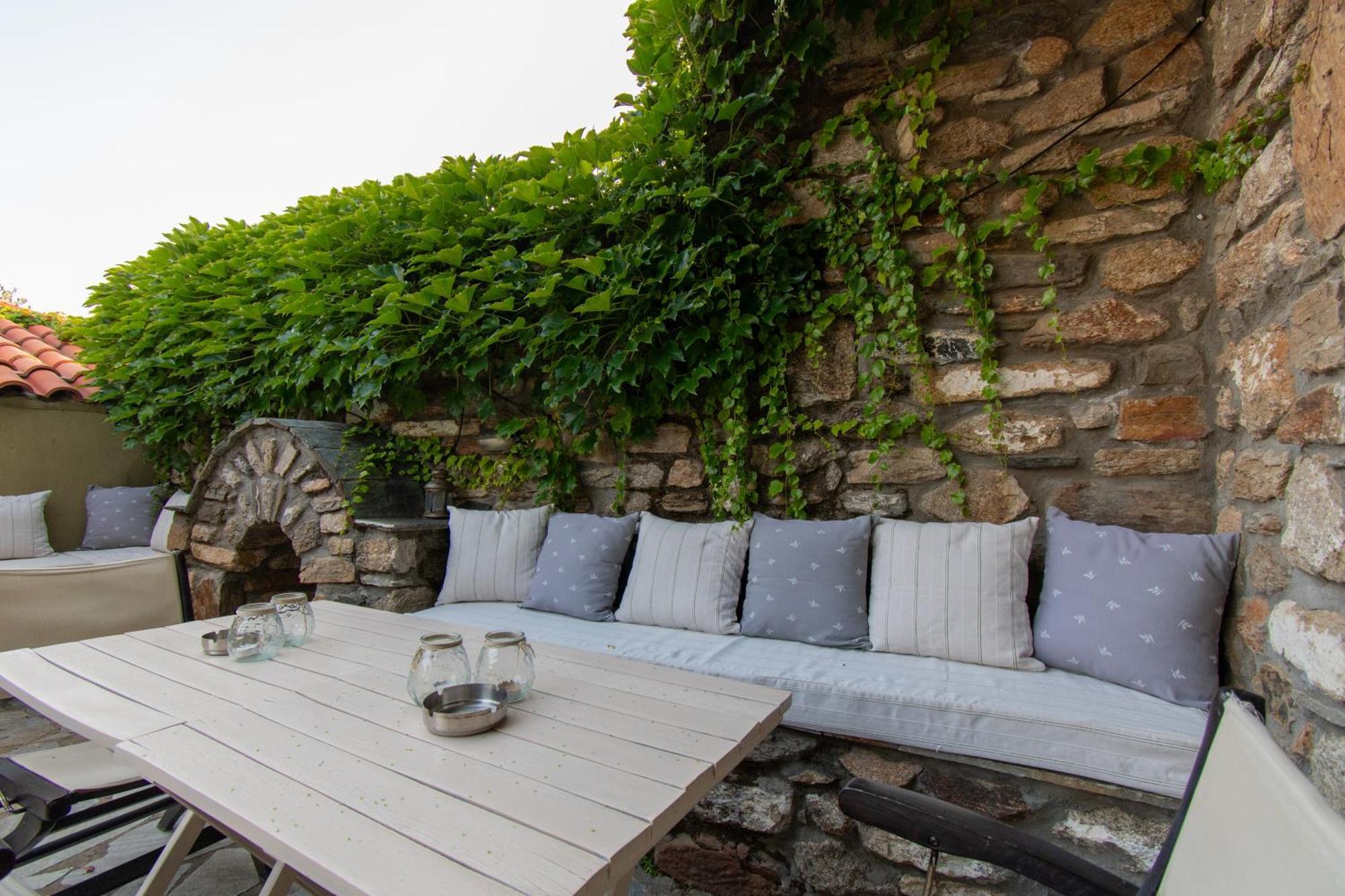 Oreiades Guesthouse Parthenon Ngoại thất bức ảnh